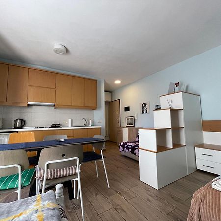 Enjoy Travel Cute Studio Apartment تيرانا المظهر الخارجي الصورة
