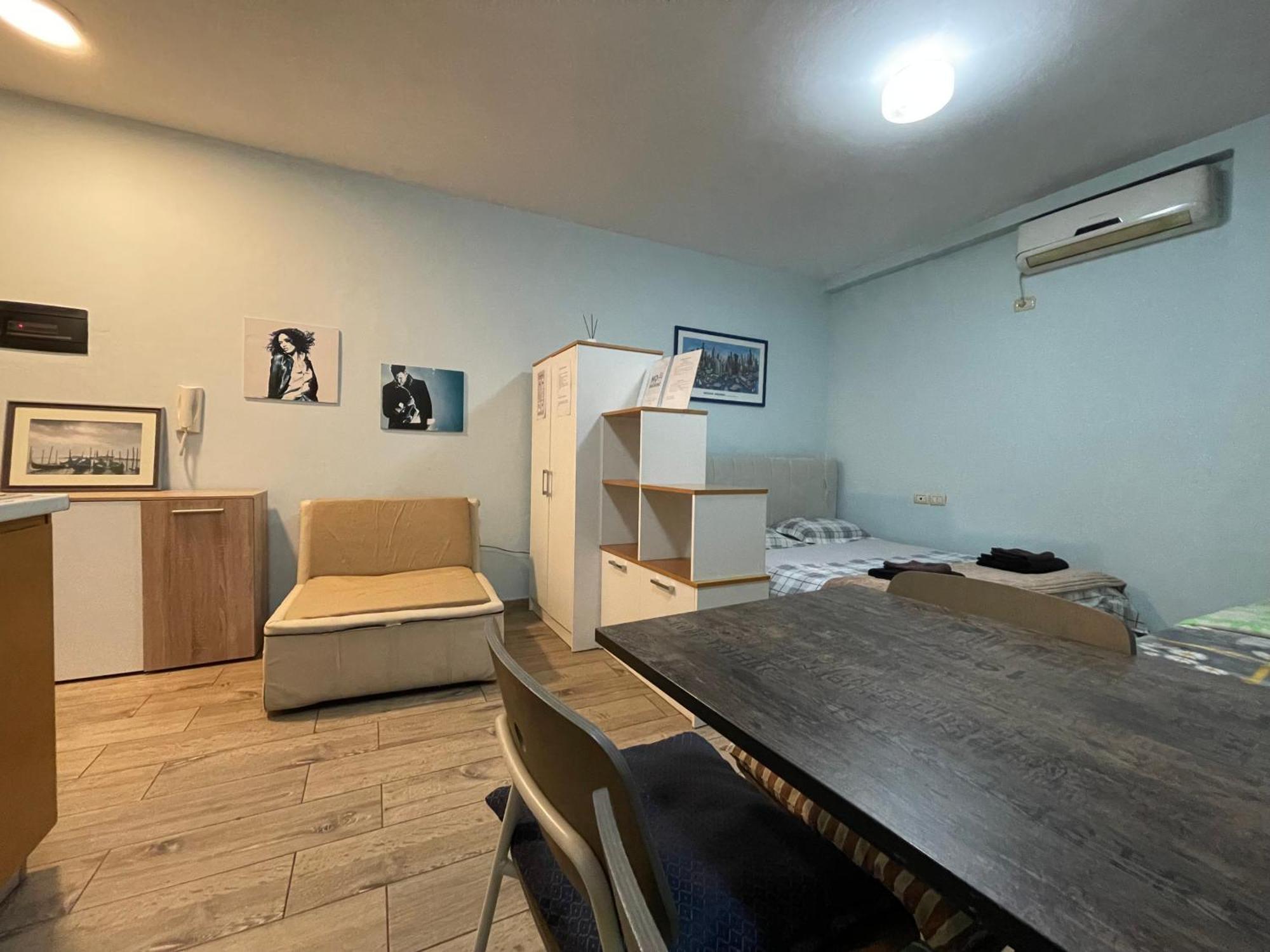 Enjoy Travel Cute Studio Apartment تيرانا المظهر الخارجي الصورة