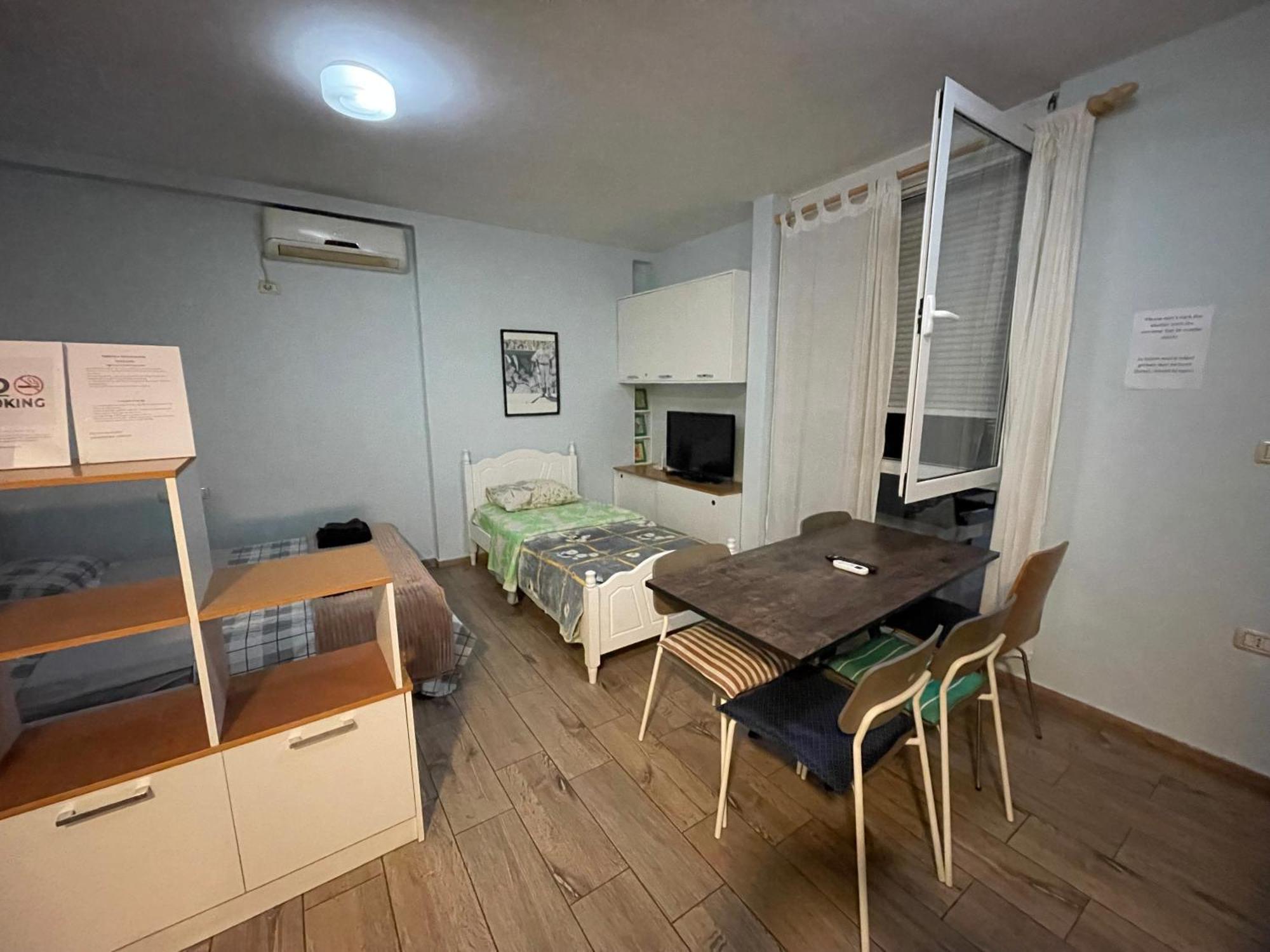 Enjoy Travel Cute Studio Apartment تيرانا المظهر الخارجي الصورة